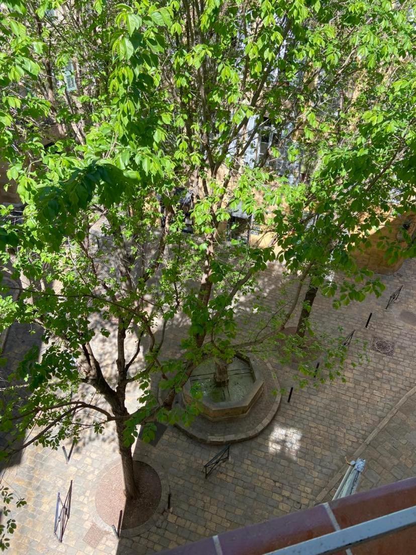 L'Aixquis - T2, Vieille Ville Aix-en-Provence Buitenkant foto
